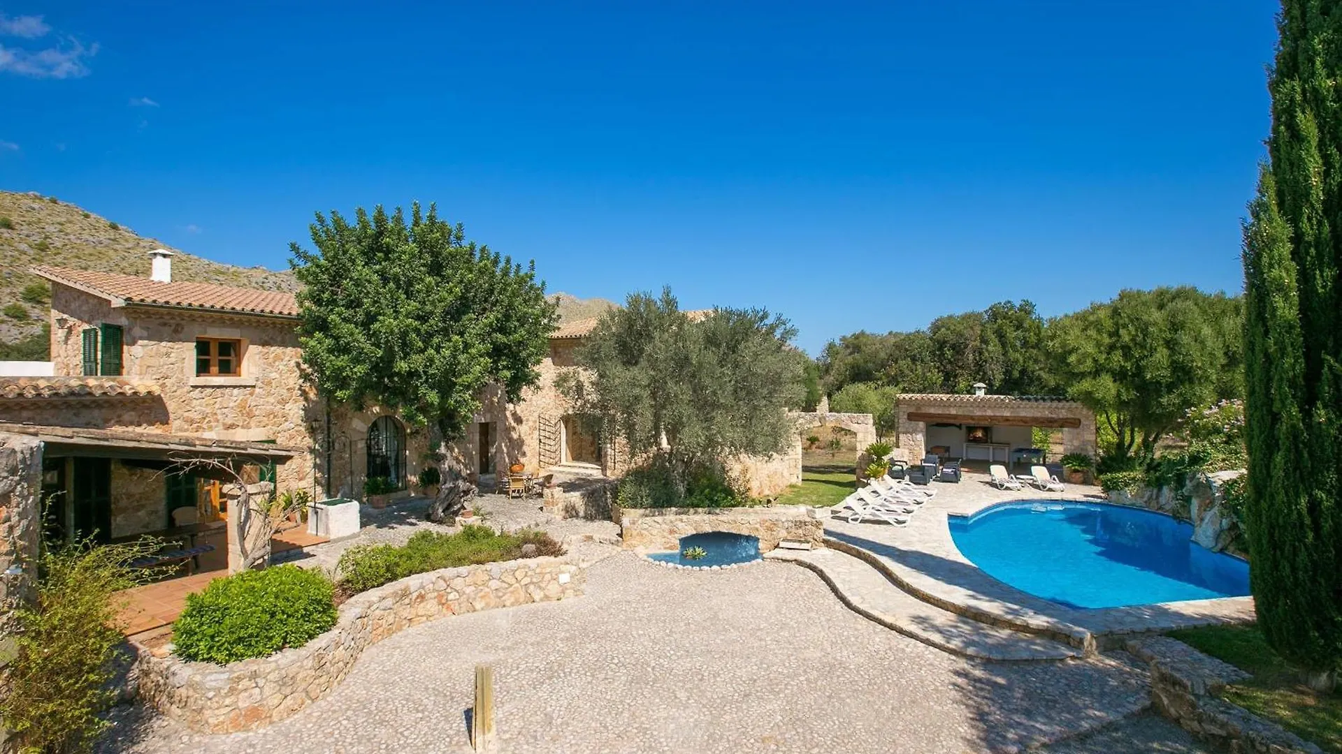 Beautiful Pollensa Villa 4 Bedrooms Villa Bennassar Mountainside Views Short Drive To Town Beach 0*, Pollença