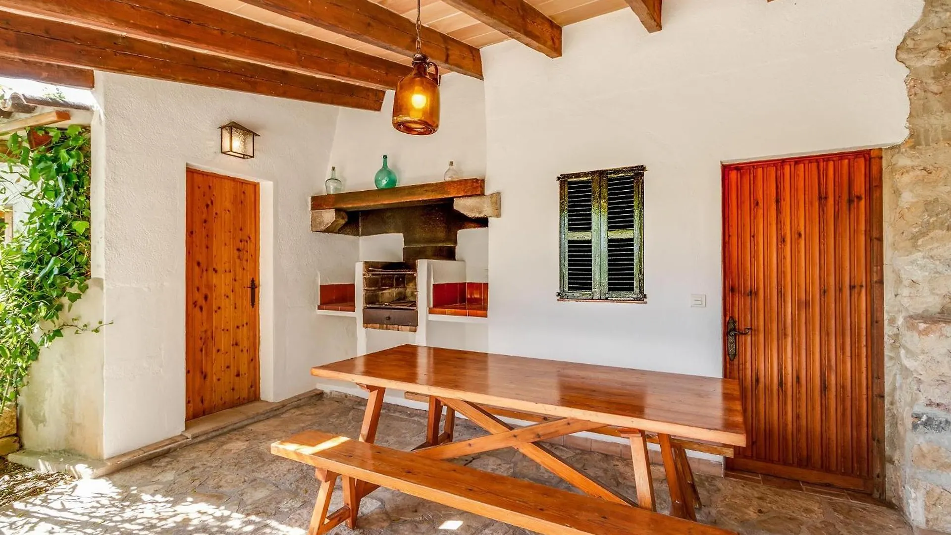 Beautiful Pollensa Villa 4 Bedrooms Villa Bennassar Mountainside Views Short Drive To Town Beach  Pollenca
