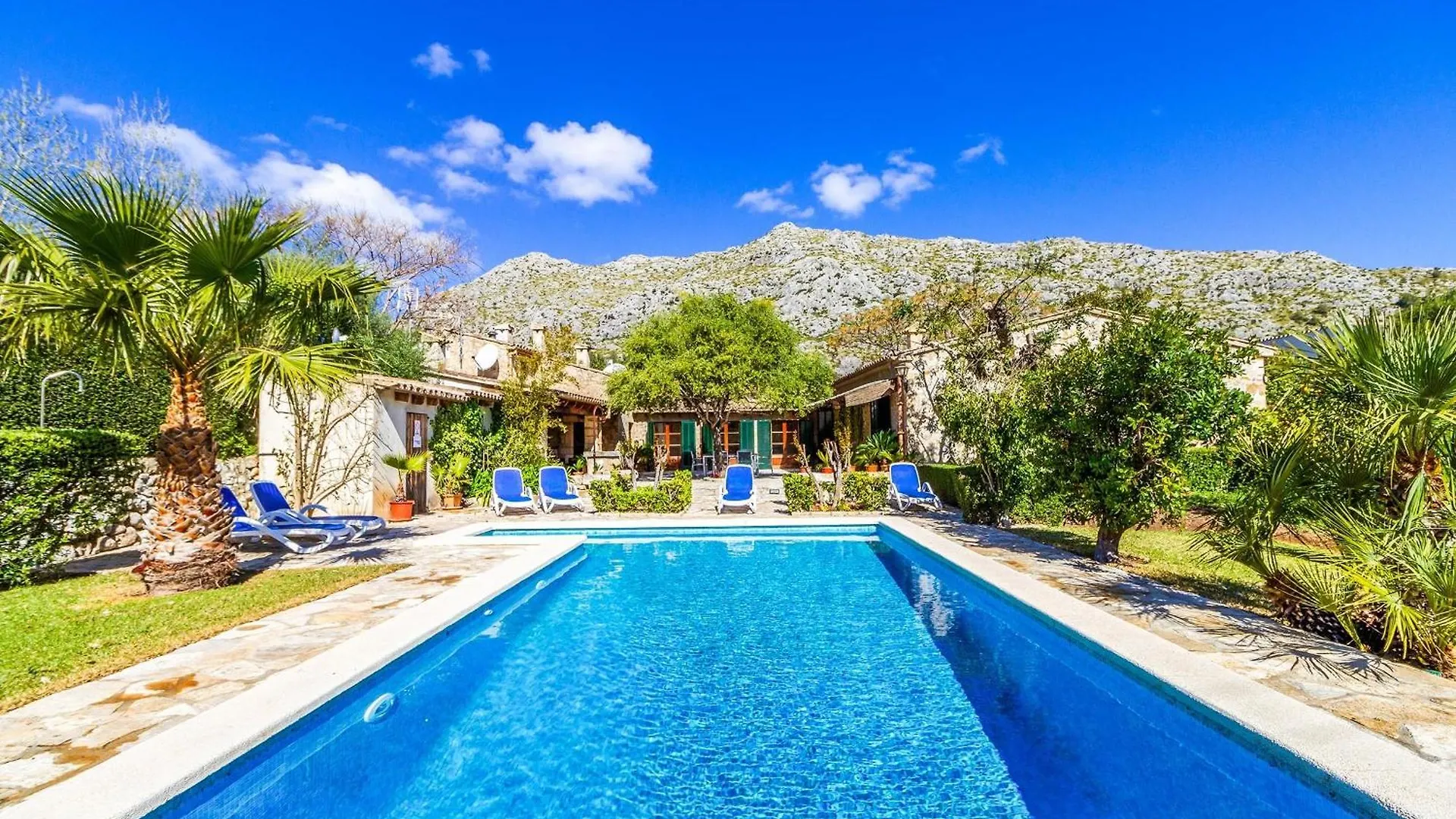 Beautiful Pollensa Villa 4 Bedrooms Villa Bennassar Mountainside Views Short Drive To Town Beach
