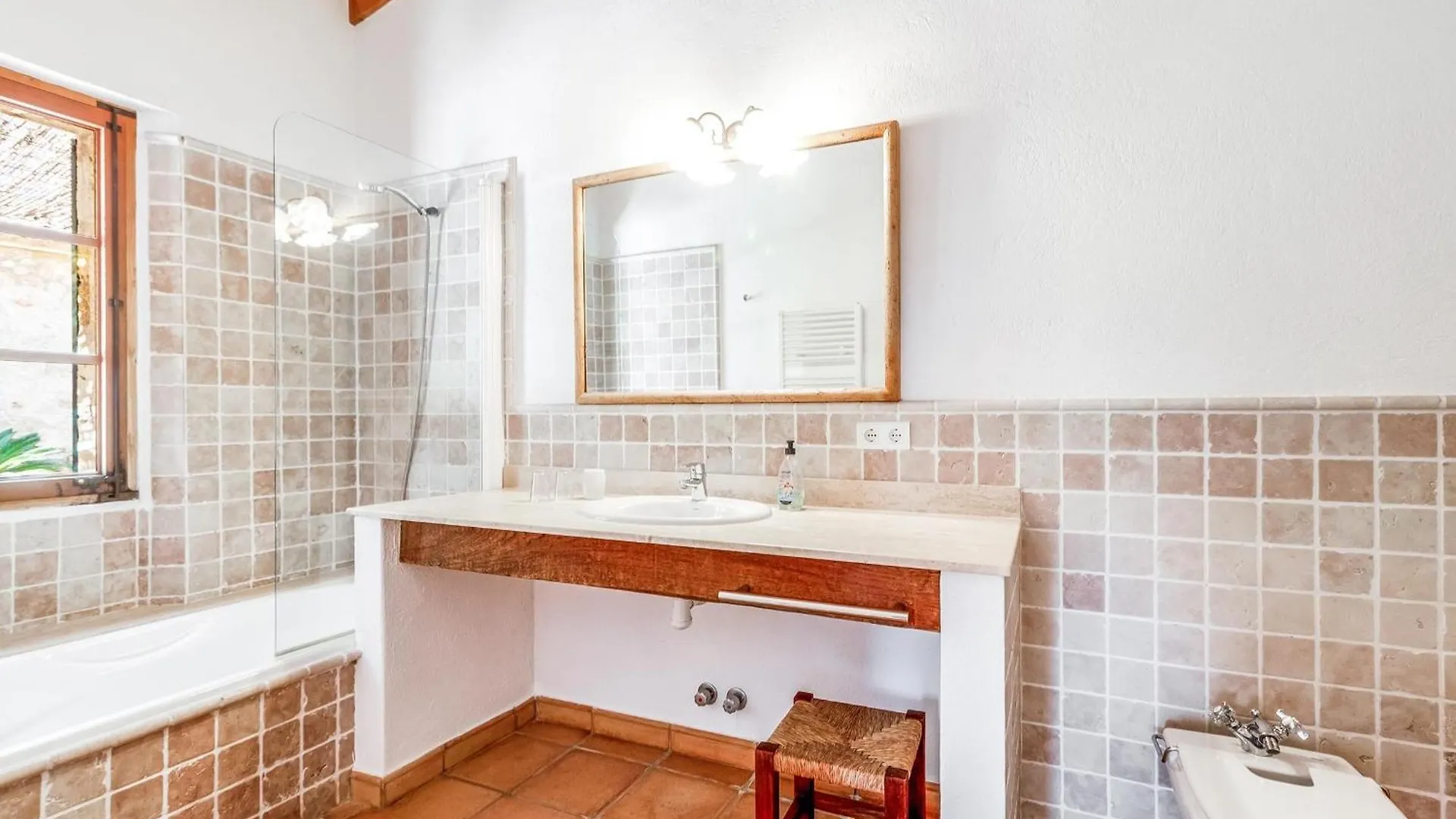 Beautiful Pollensa Villa 4 Bedrooms Villa Bennassar Mountainside Views Short Drive To Town Beach  Pollenca