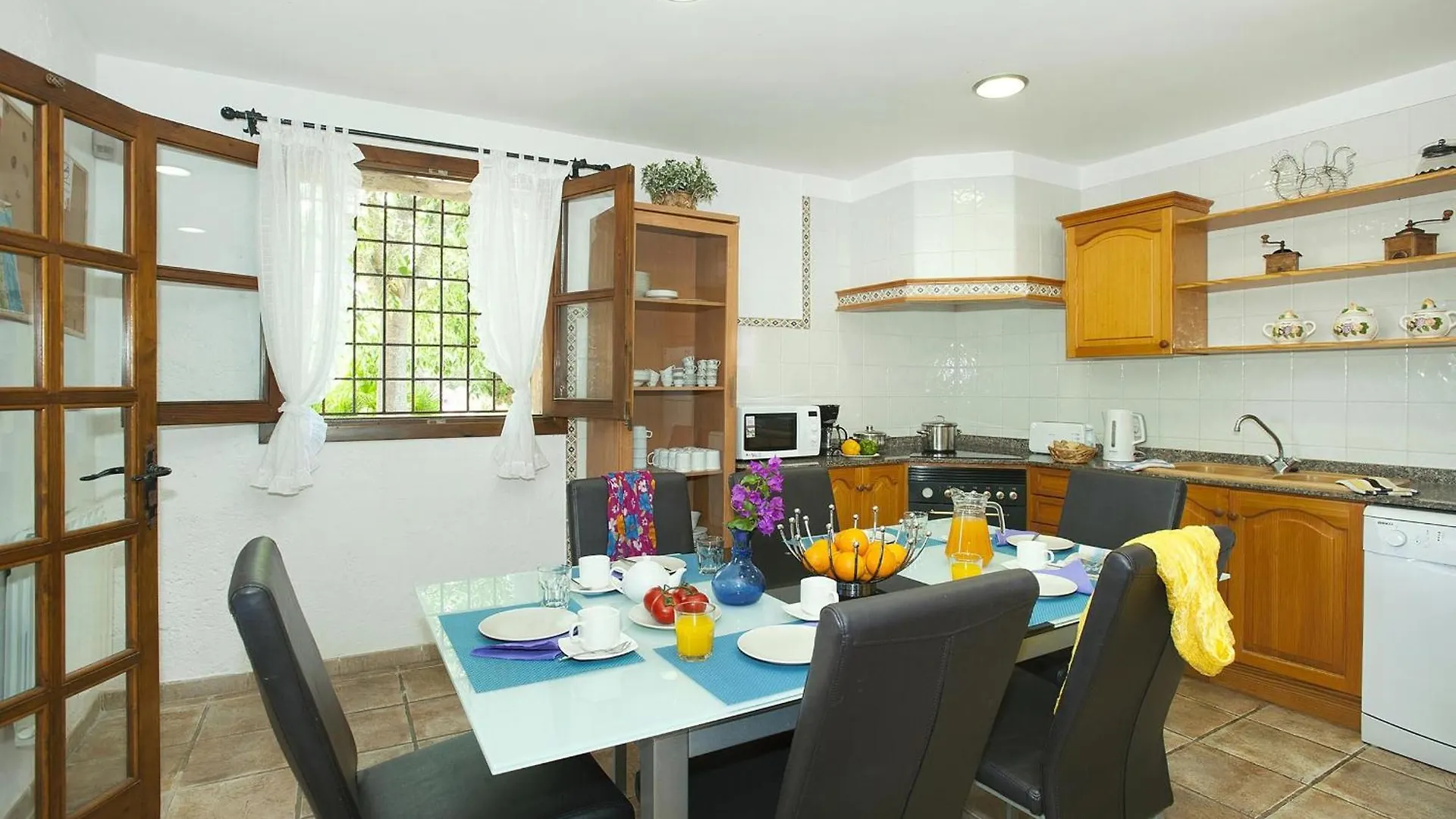 Beautiful Pollensa Villa 4 Bedrooms Villa Bennassar Mountainside Views Short Drive To Town Beach 0*, Pollenca Spain