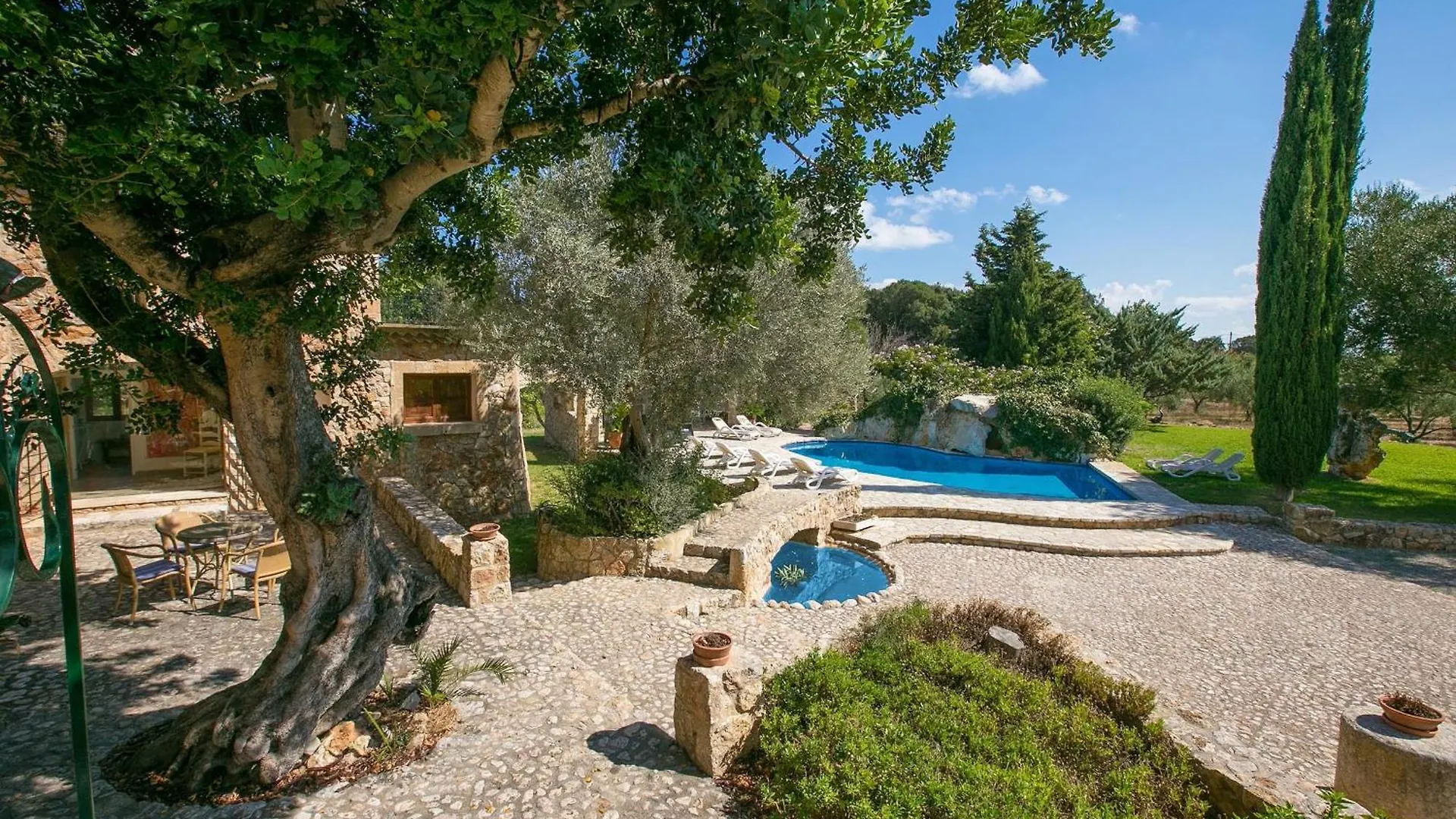 Beautiful Pollensa Villa 4 Bedrooms Villa Bennassar Mountainside Views Short Drive To Town Beach